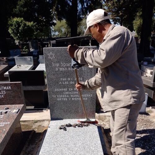 Headstone cleaning (one time)